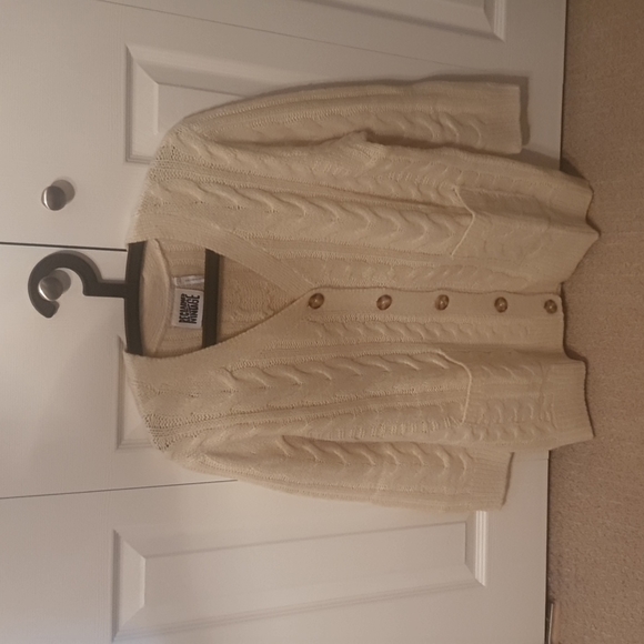 NEW Reclaimed Vintage inspired cable knit cardigan in cream Size 2 - Picture 5 of 5